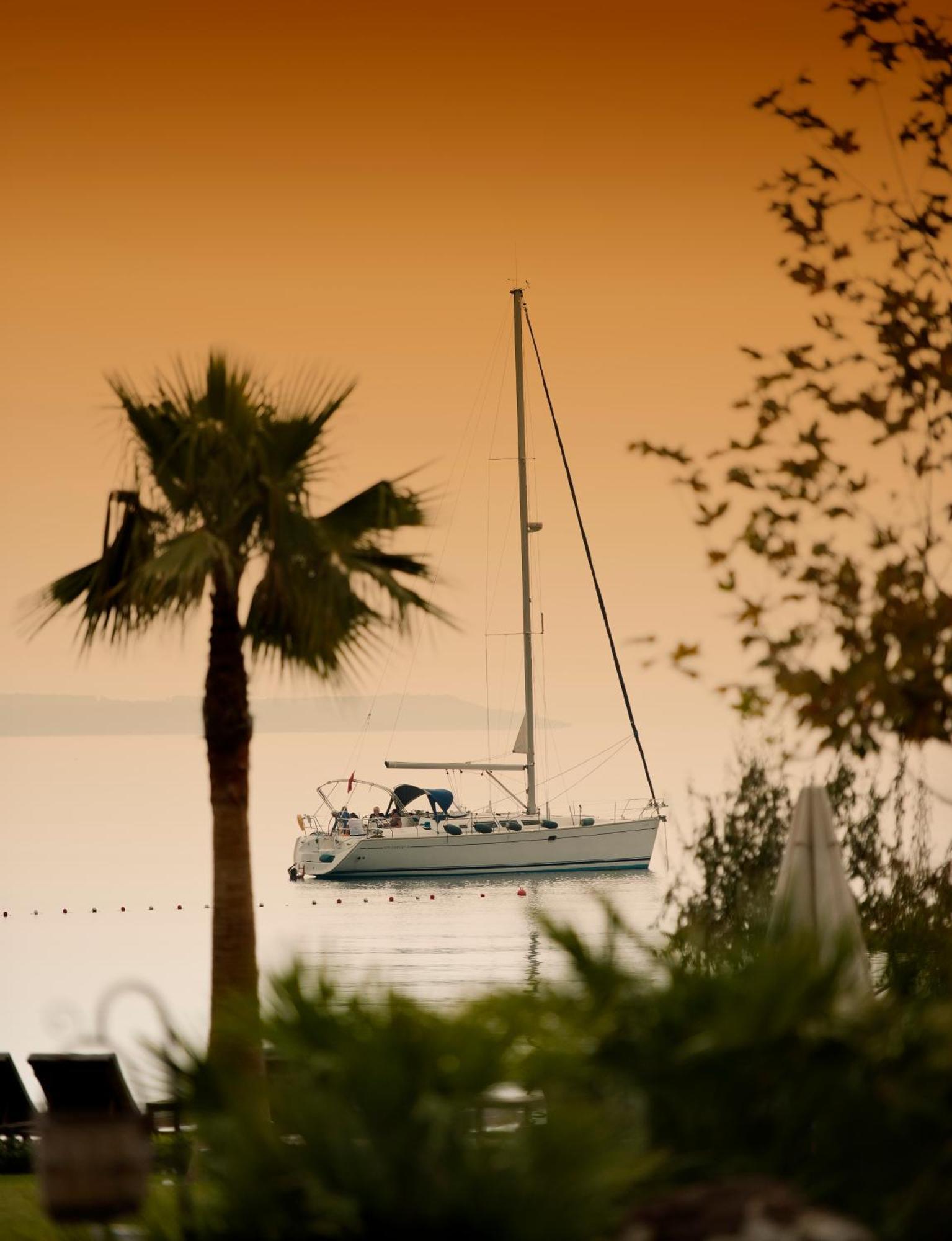 Ortunc Hotel - Cunda Island (Adults Only) Аявали Екстериор снимка